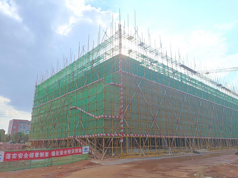 市政公司岳陽高新區(qū)項目開展“保安全、抓質(zhì)量、促生產(chǎn)”活動