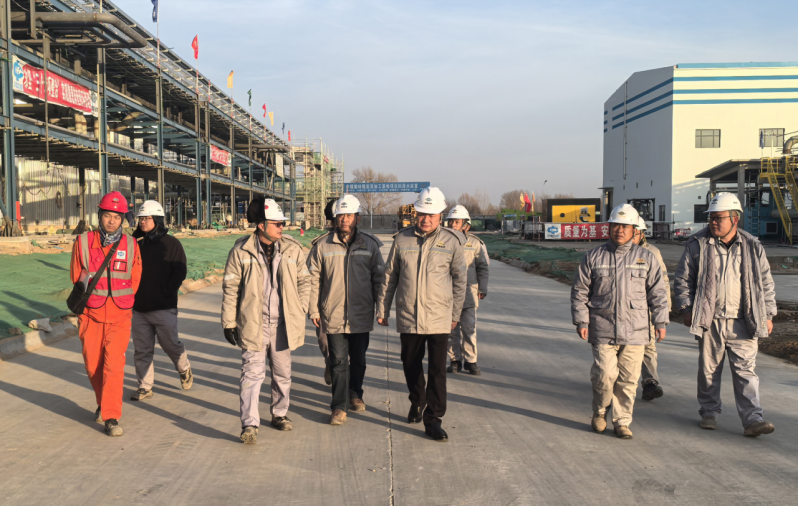 周鴻到中煤榆林項目檢查指導(dǎo)工作